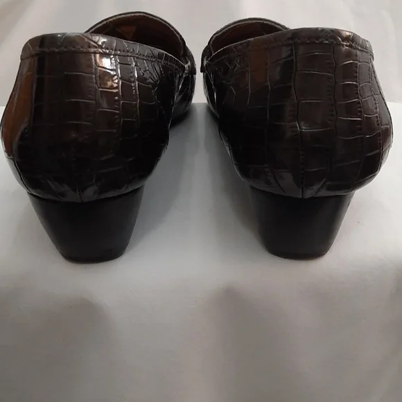 AK Anne Klein Women's Alligator Print Loafers Size 6M - Picture 6 of 11